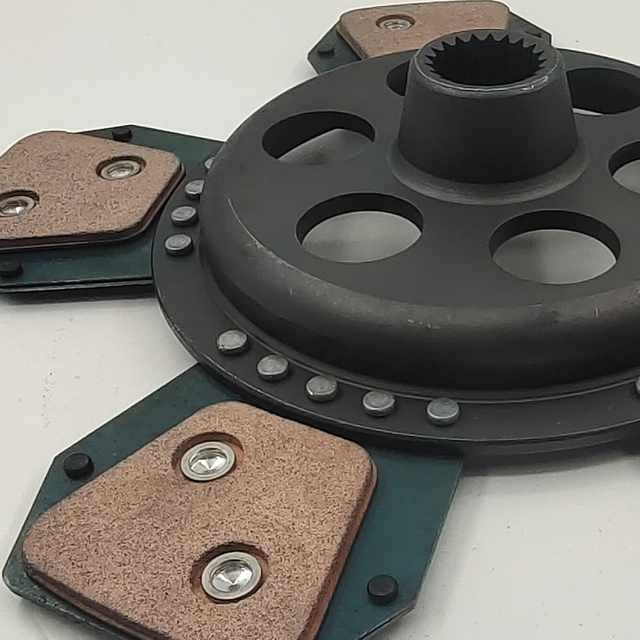 Top quality Tractor clutch disc 3701008M91 for replacing Massey Ferguson