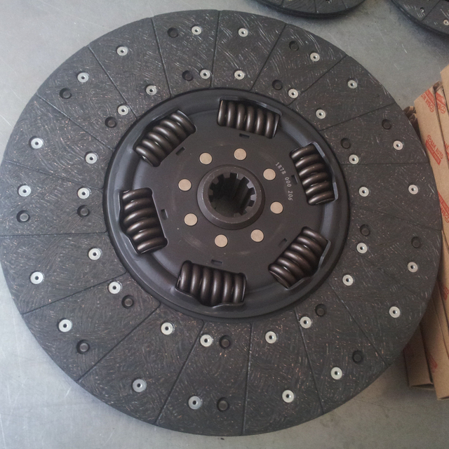 Clutch Disc 1878000 205 1878 000 206 3400 700 3441878007196; 1878008030; 1862188107; 1878000205; 491878000205; 45104-1601205-9